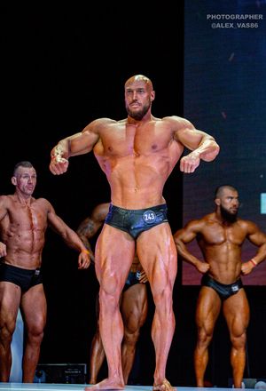 CLASSIC PHYSIQUE НОВИЧКИ